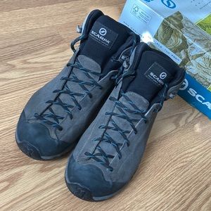 Scarpa Mojito Hike GTX Hiking Boots Titanium - 38.5 EU